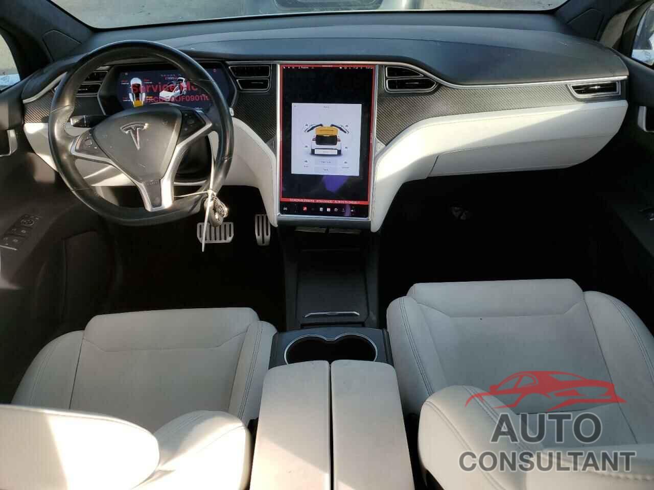 TESLA MODEL X 2018 - 5YJXCDE4XJF090110