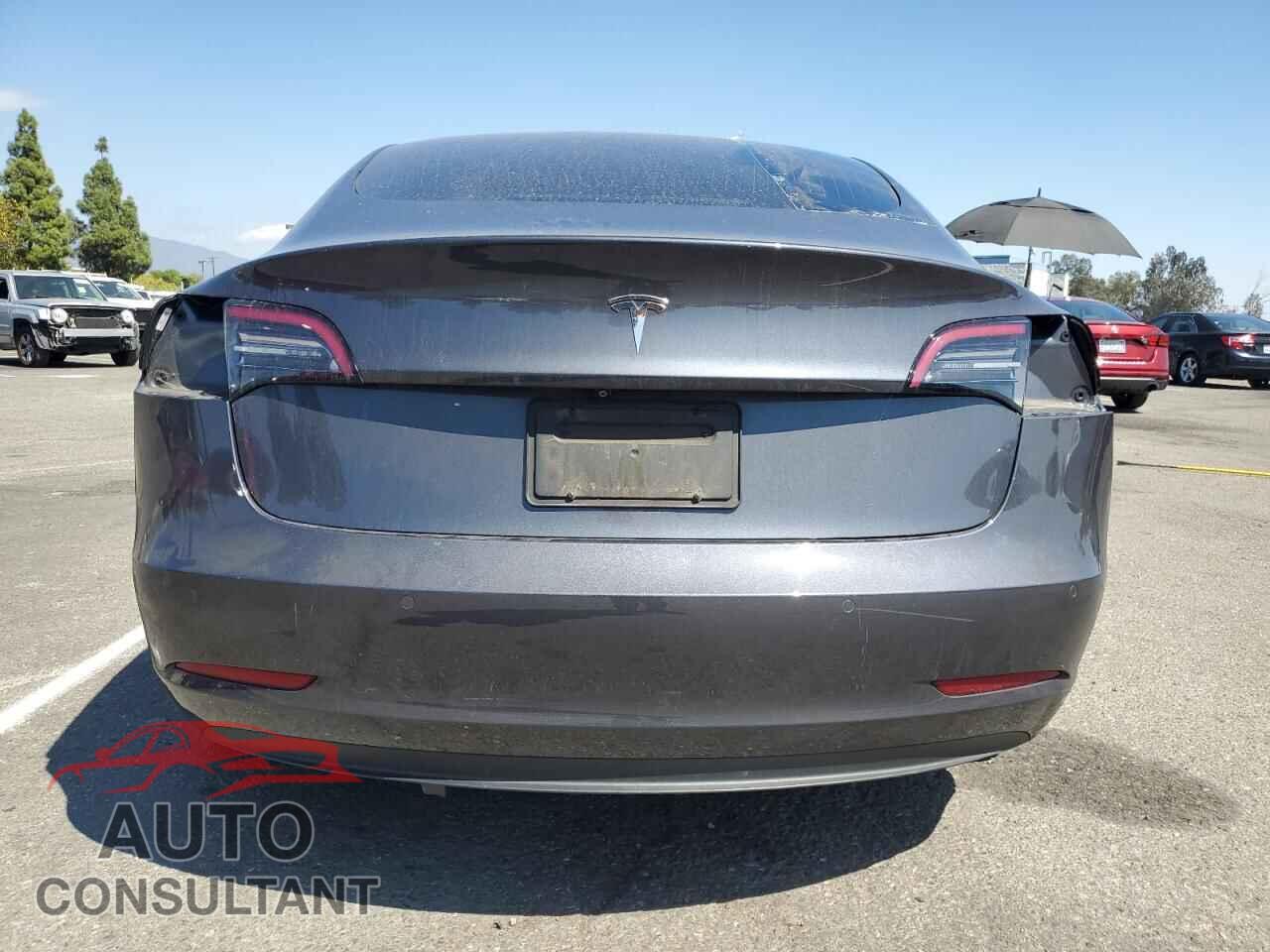 TESLA MODEL 3 2019 - 5YJ3E1EA2KF412656