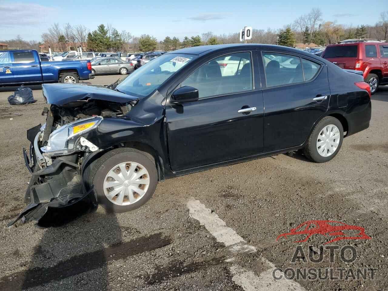 NISSAN VERSA 2019 - 3N1CN7APXKL869216