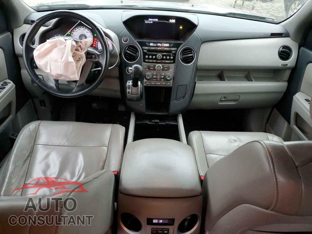 HONDA PILOT 2012 - 5FNYF4H50CB024927