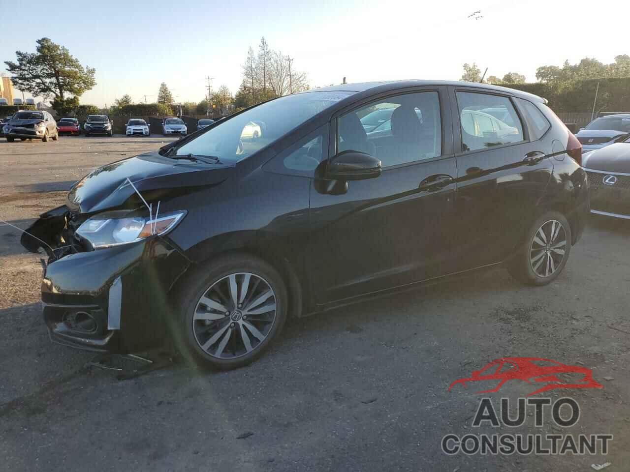 HONDA FIT 2019 - 3HGGK5H83KM700998