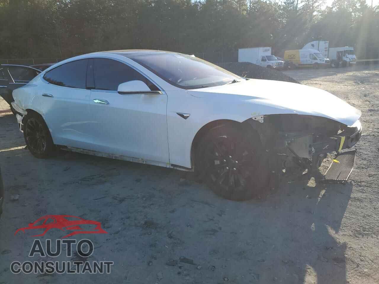TESLA MODEL S 2017 - 5YJSA1E18HF209285