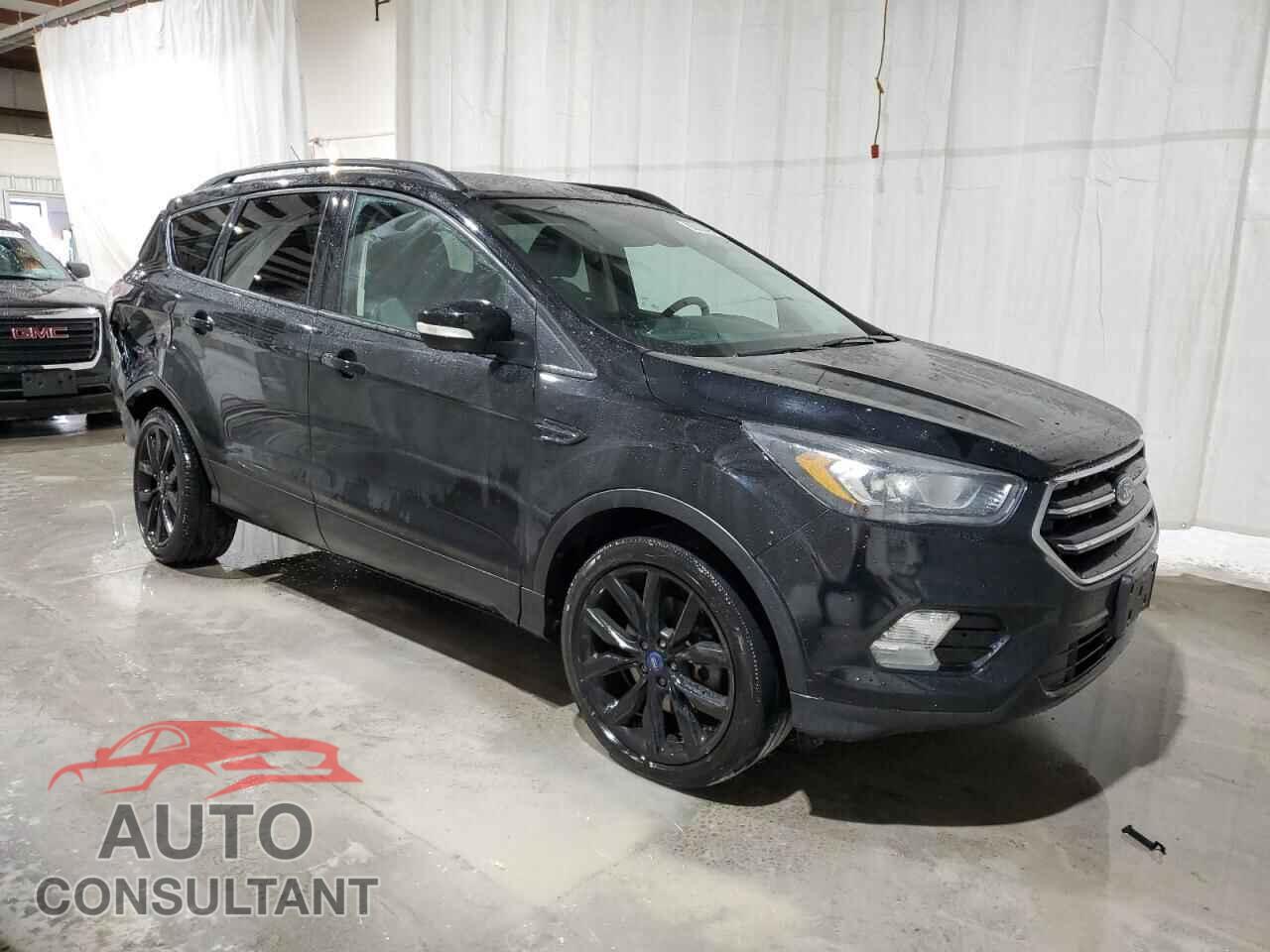 FORD ESCAPE 2017 - 1FMCU9JD2HUD17267