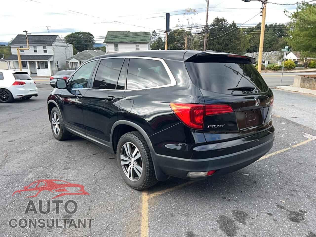 HONDA PILOT 2017 - 5FNYF6H55HB062124