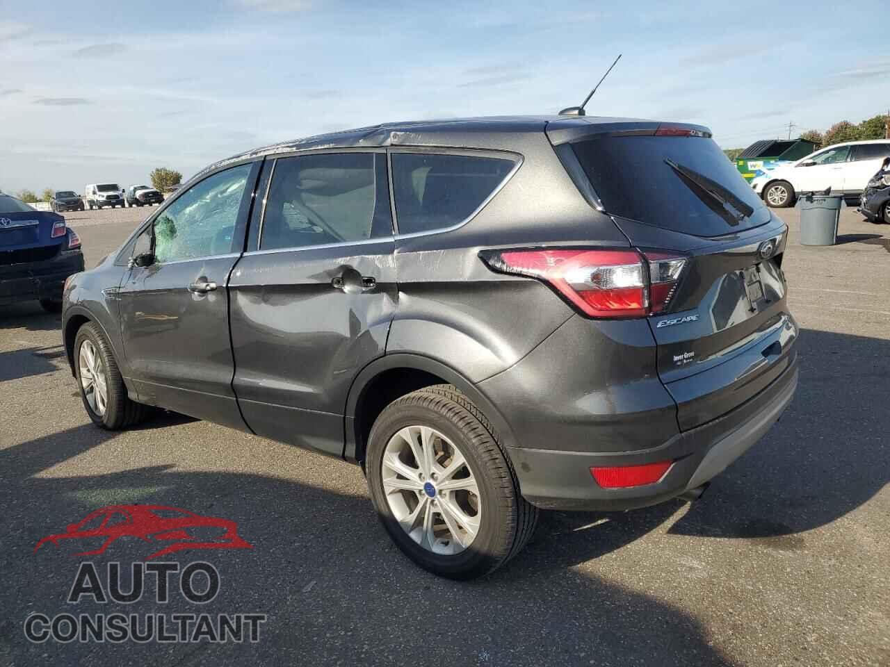 FORD ESCAPE 2017 - 1FMCU0GD8HUC66697