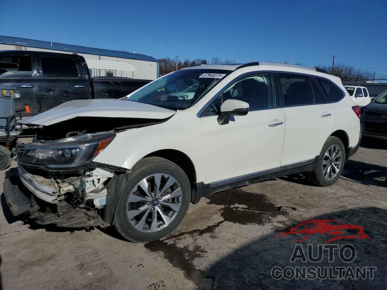 SUBARU OUTBACK 2018 - 4S4BSETC7J3396607