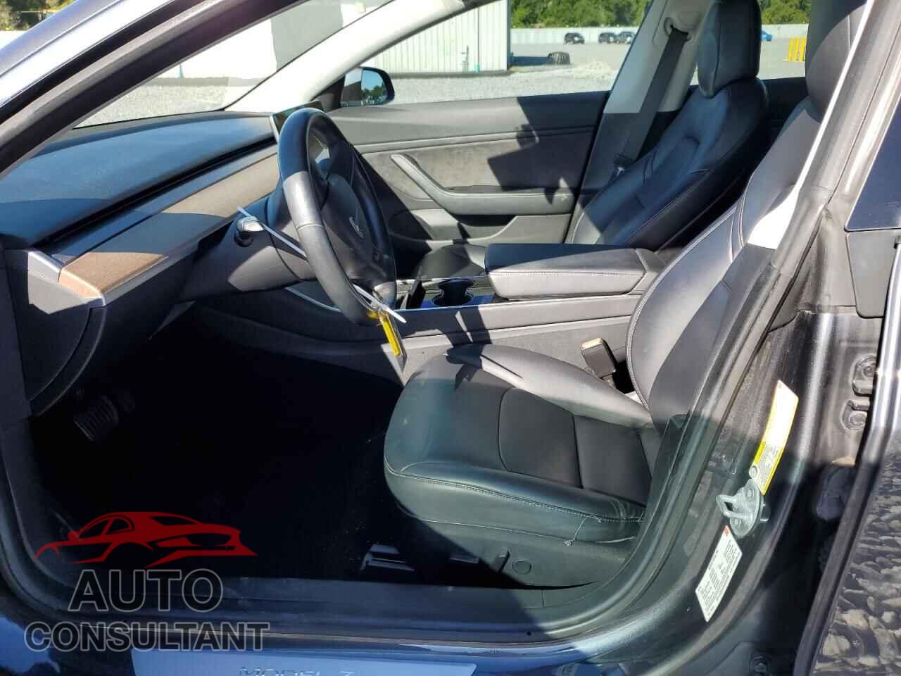 TESLA MODEL 3 2018 - 5YJ3E1EA3JF041280