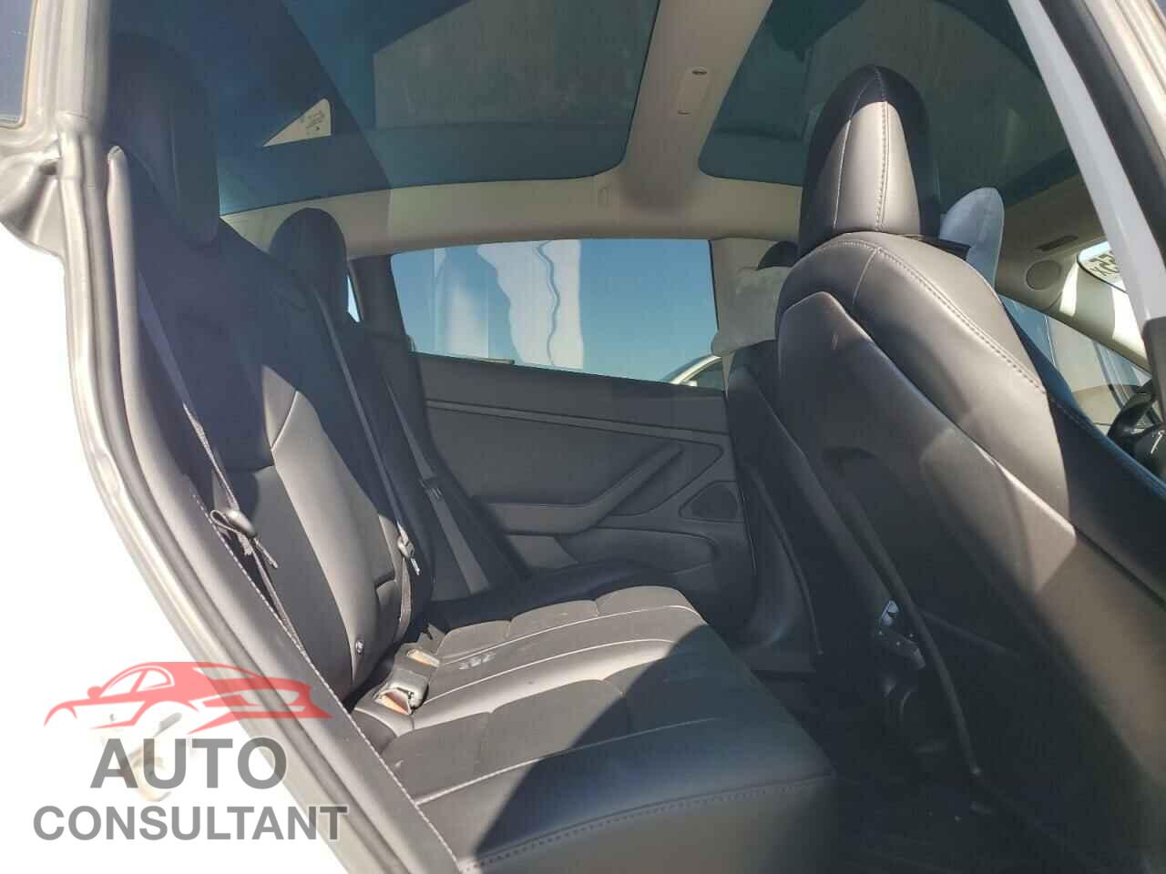 TESLA MODEL 3 2018 - 5YJ3E1EA8JF164623
