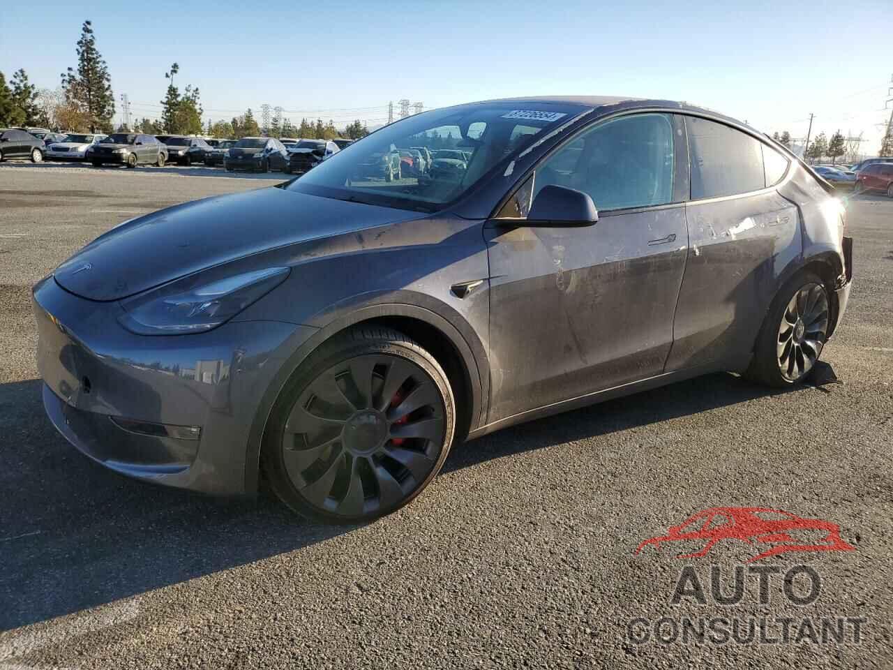 TESLA MODEL Y 2023 - 7SAYGDEF6PF635614