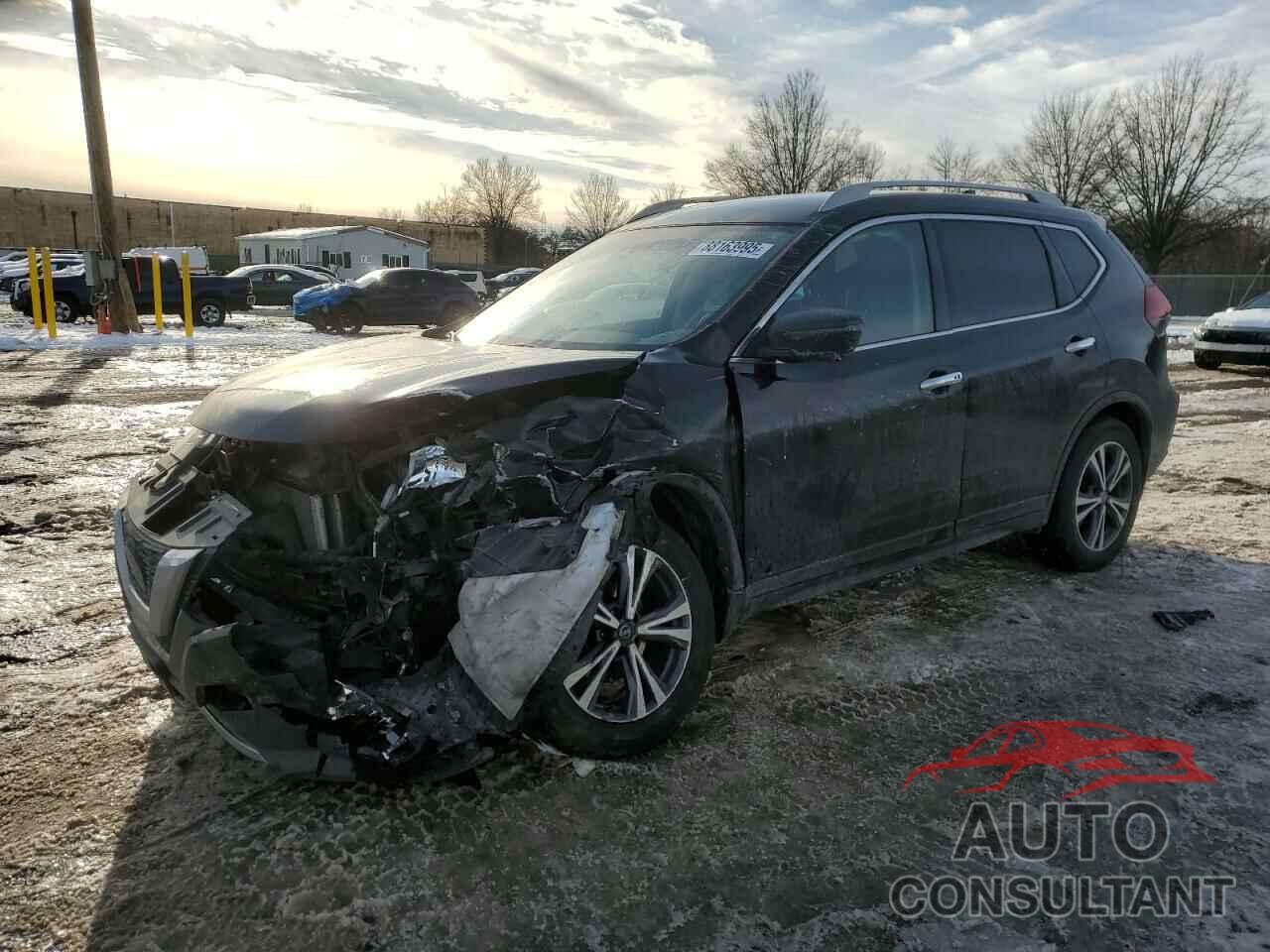 NISSAN ROGUE 2019 - 5N1AT2MVXKC768448