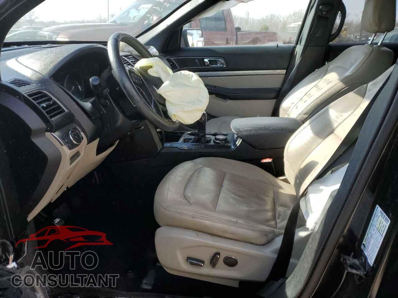 FORD EXPLORER 2018 - 1FM5K8DH2JGB37301