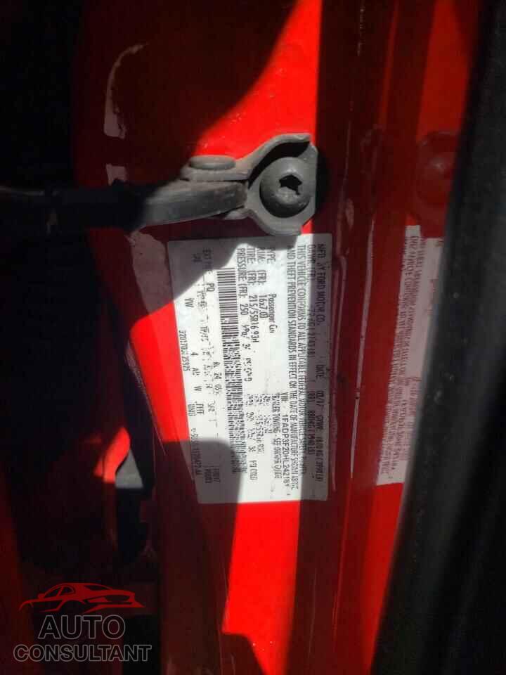 FORD FOCUS 2017 - 1FADP3F20HL242181