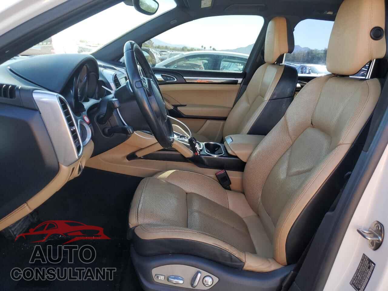 PORSCHE CAYENNE 2014 - WP1AA2A24ELA97284