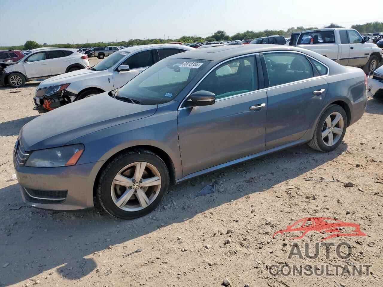 VOLKSWAGEN PASSAT 2013 - 1VWBN7A3XDC101107