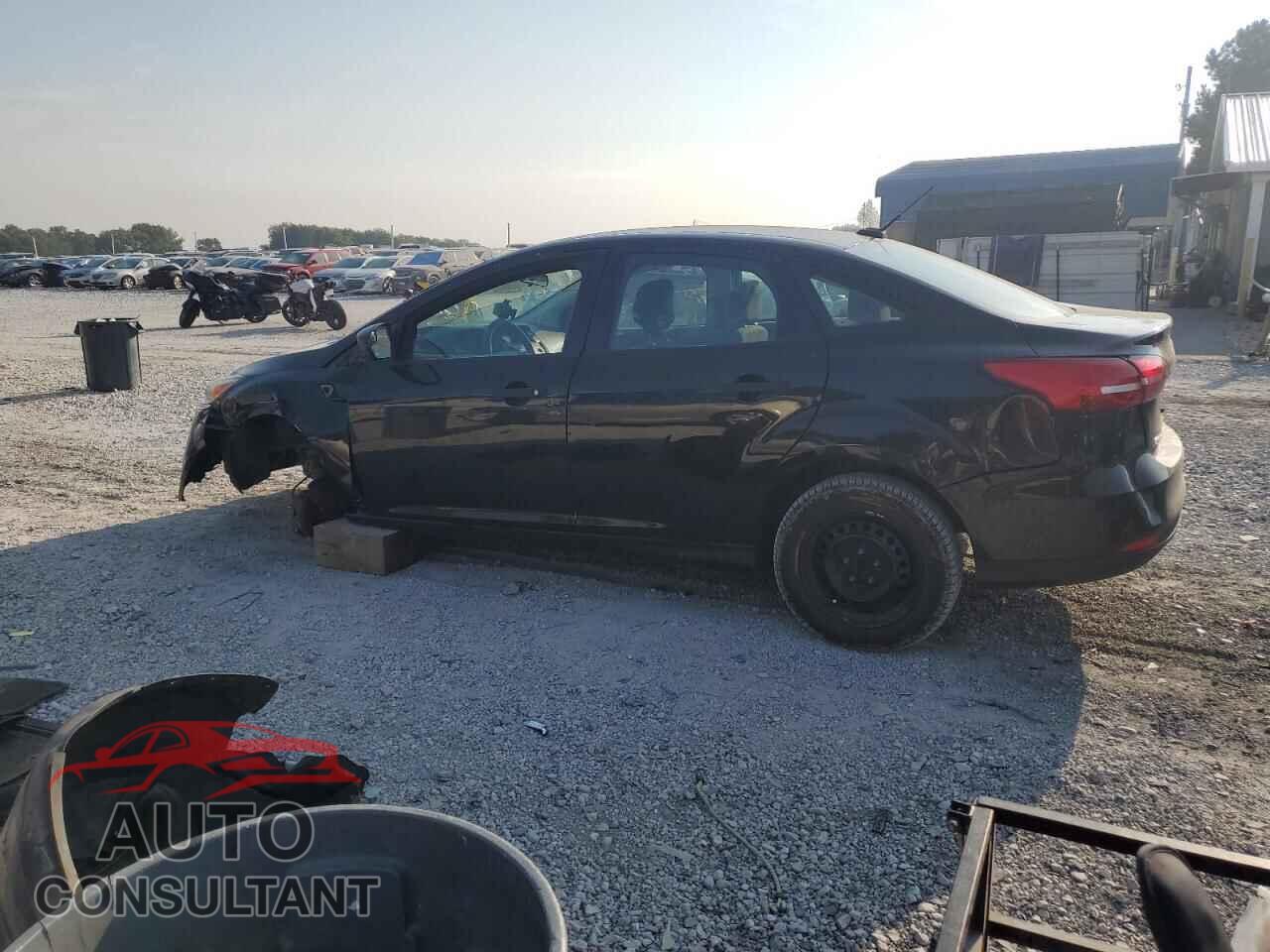 FORD FOCUS 2018 - 1FADP3E26JL308062