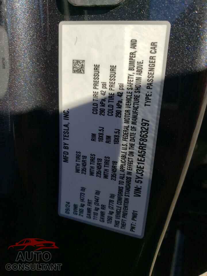 TESLA MODEL 3 2024 - 5YJ3E1EA5RF863297