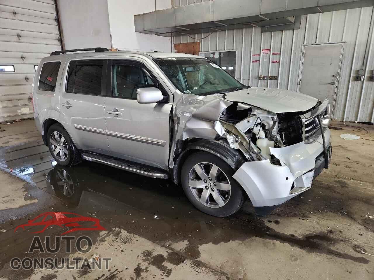 HONDA PILOT 2012 - 5FNYF4H96CB084228