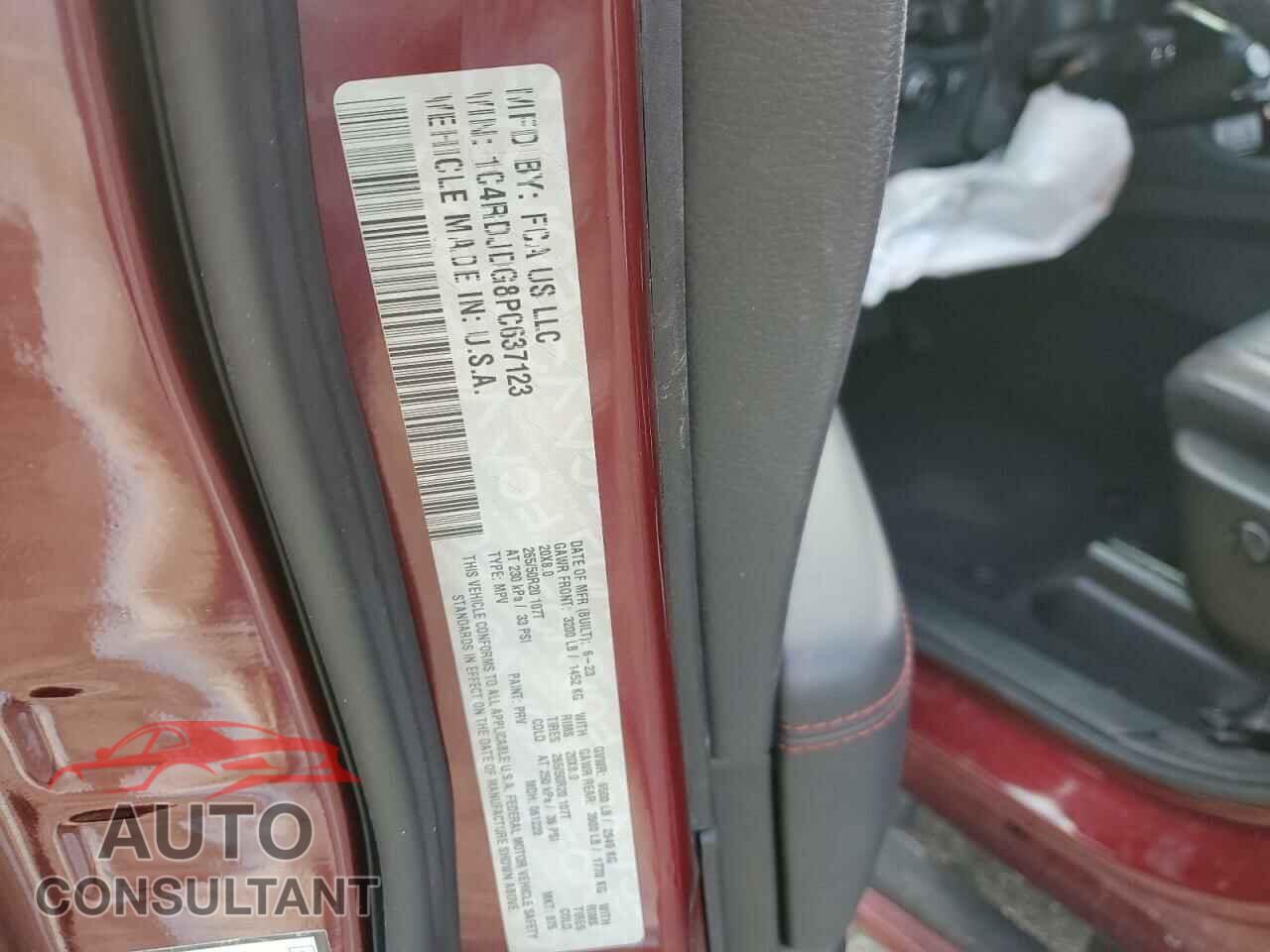 DODGE DURANGO 2023 - 1C4RDJDG8PC637123