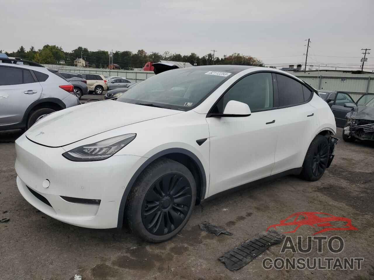 TESLA MODEL Y 2021 - 5YJYGDED4MF109618