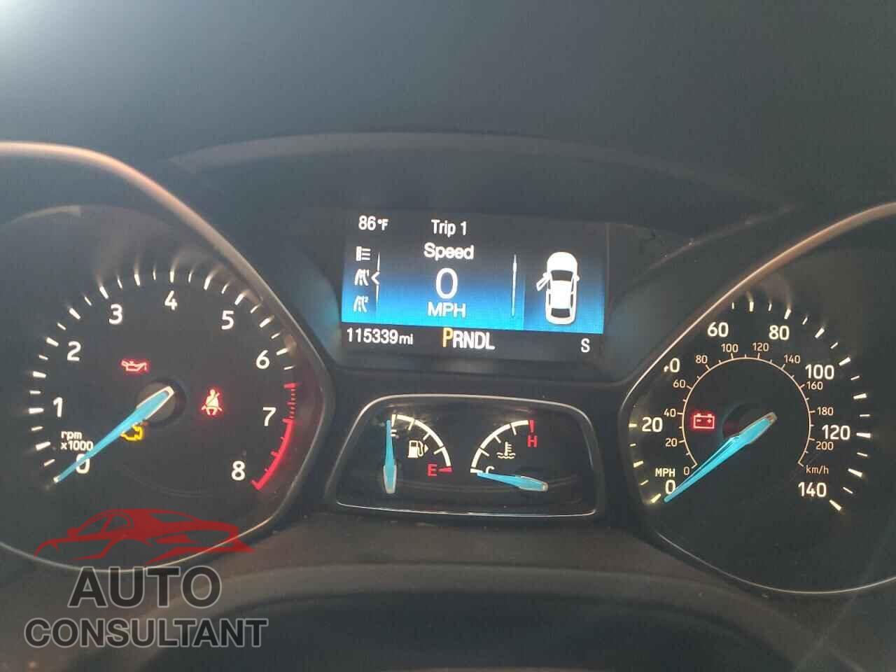 FORD FOCUS 2015 - 1FADP3F29FL306571