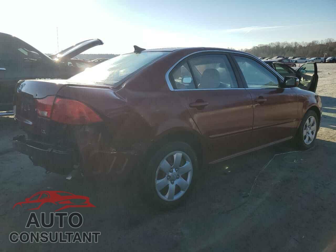 KIA OPTIMA 2010 - KNAGG4A8XA5373019