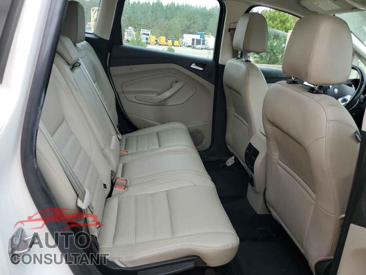 FORD CMAX 2017 - 1FADP5DU4HL106331