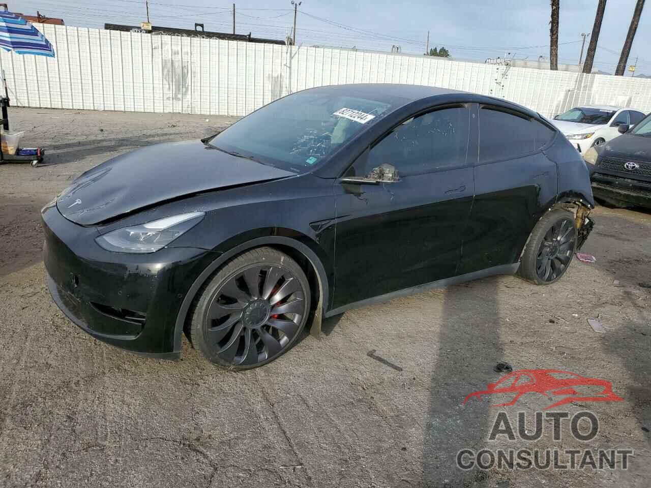 TESLA MODEL Y 2021 - 5YJYGDEF7MF197162