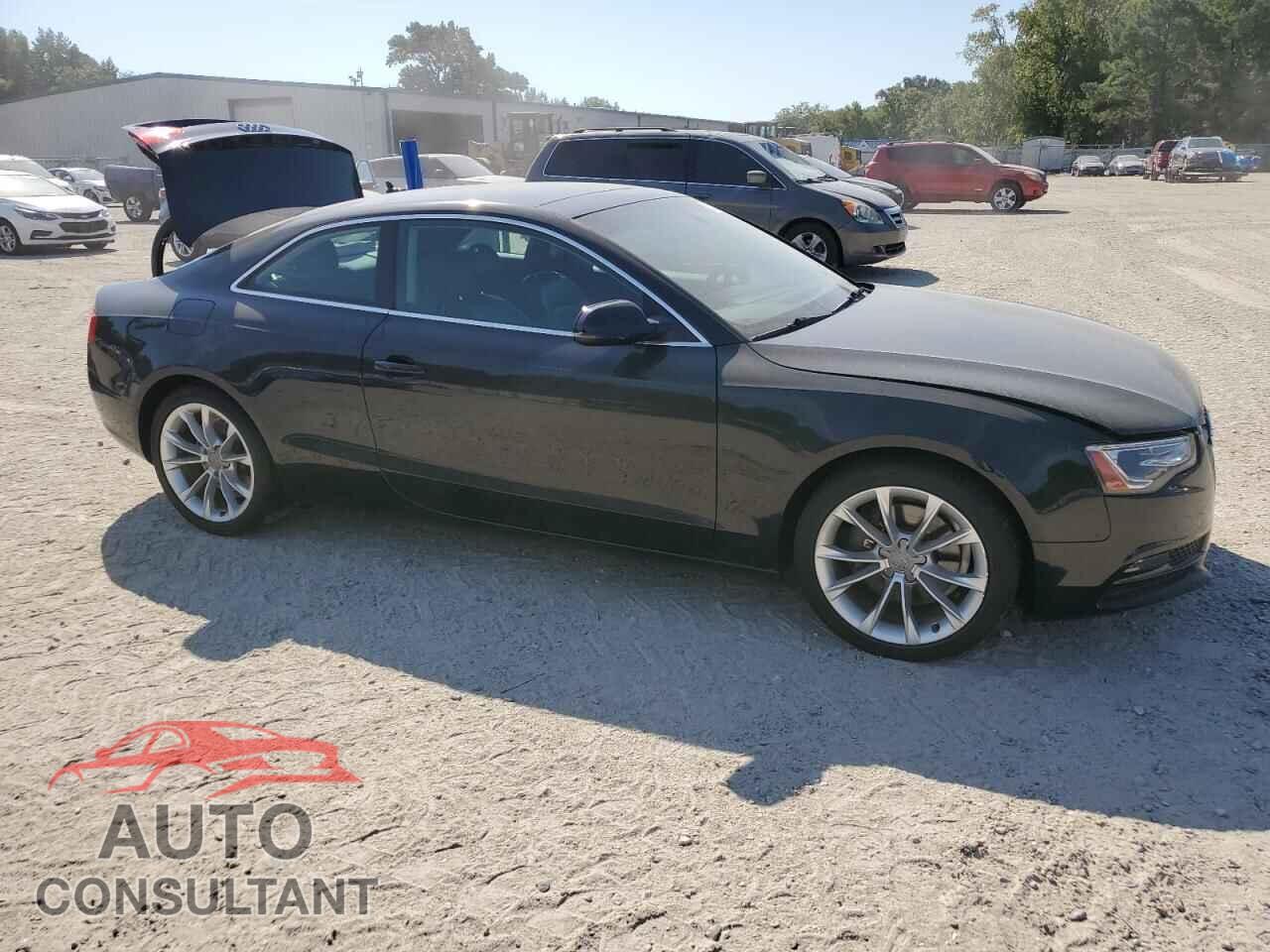AUDI A5 2014 - WAUCFAFR8EA028425