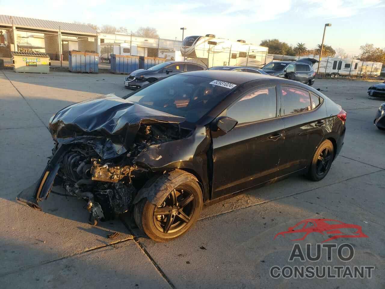 HYUNDAI ELANTRA 2019 - 5NPD74LFXKH410394