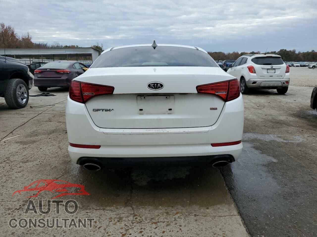KIA OPTIMA 2011 - KNAGM4A78B5122517