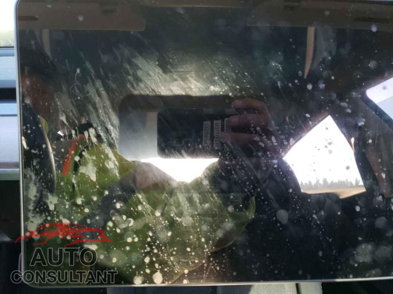 TESLA MODEL 3 2023 - 5YJ3E1EA7PF693683