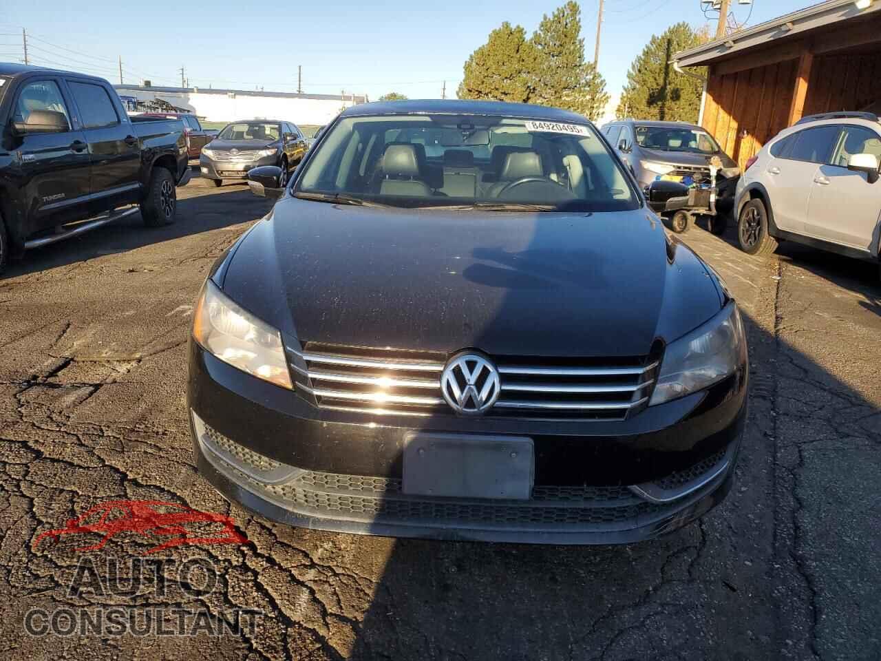 VOLKSWAGEN PASSAT 2014 - 1VWAT7A34EC032806