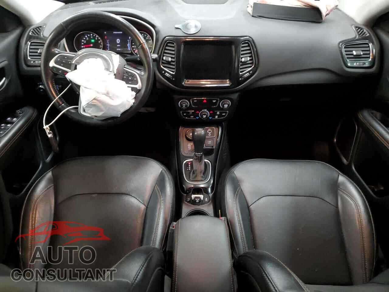 JEEP COMPASS 2020 - 3C4NJDCB7LT164683