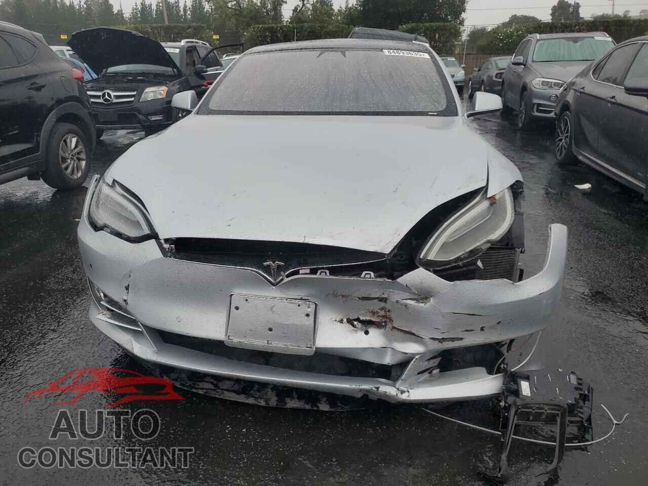 TESLA MODEL S 2018 - 5YJSA1E26JF252358