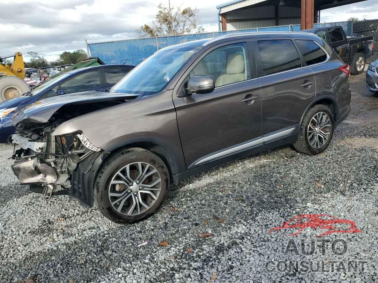 MITSUBISHI OUTLANDER 2018 - JA4AD3A32JZ059853