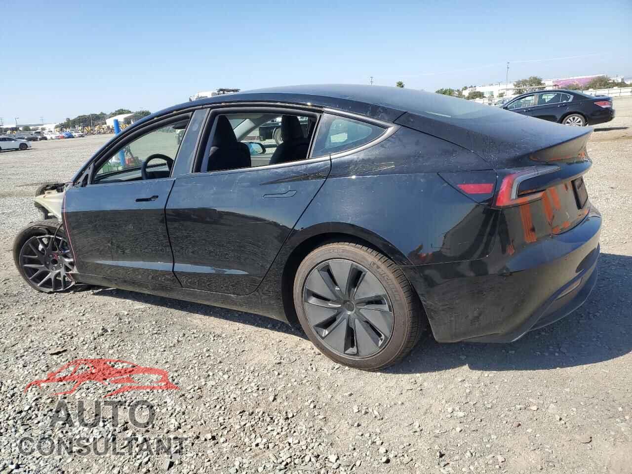 TESLA MODEL 3 2024 - 5YJ3E1EA9RF842940