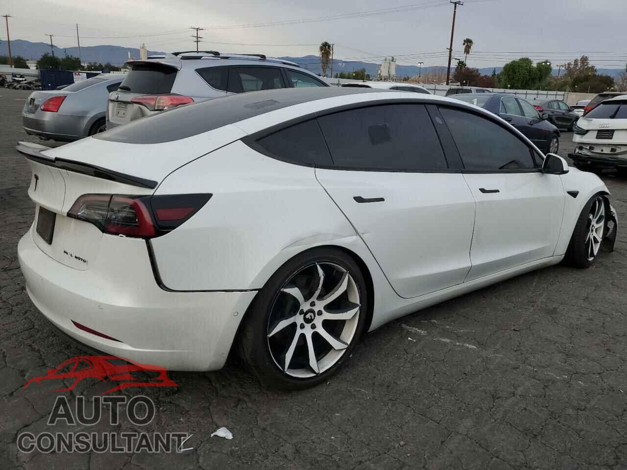 TESLA MODEL 3 2020 - 5YJ3E1EB2LF802988