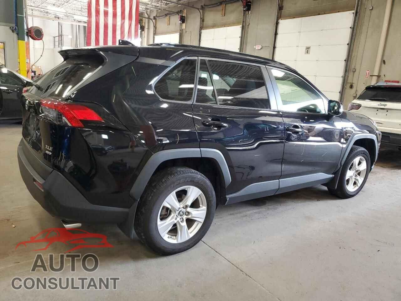 TOYOTA RAV4 2019 - JTMP1RFVXKJ025018