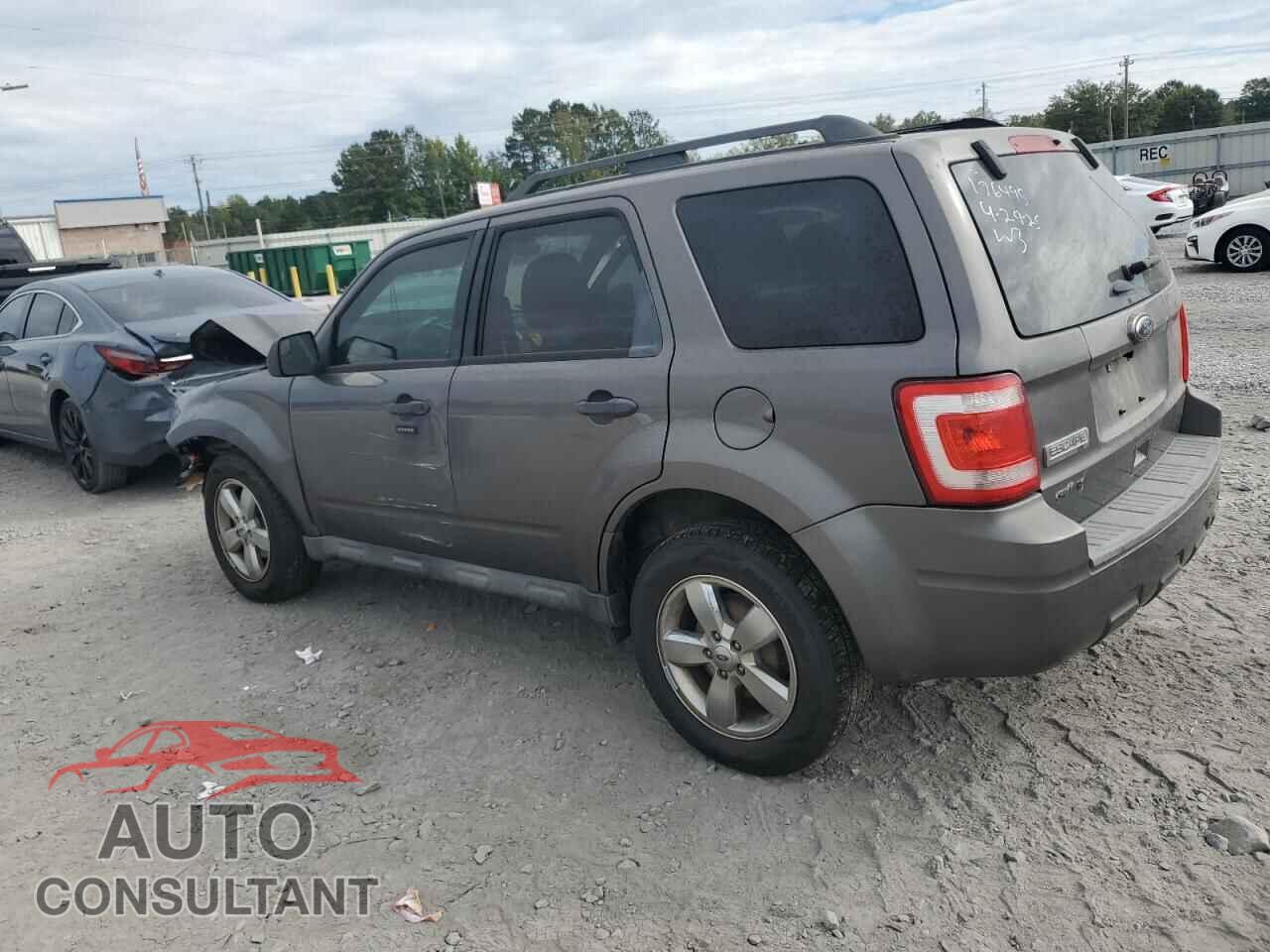 FORD ESCAPE 2011 - 1FMCU0D75BKB72214