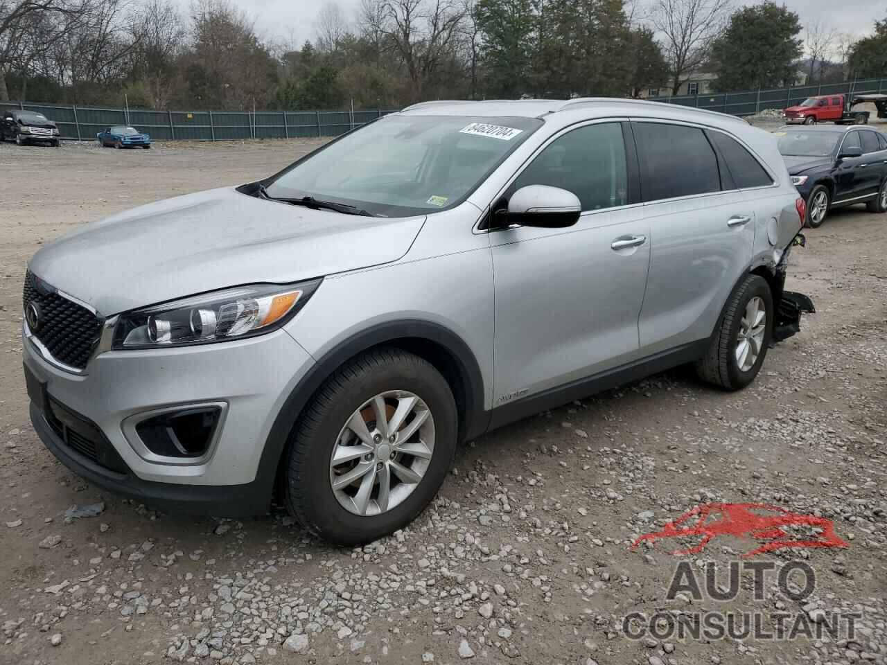 KIA SORENTO 2018 - 5XYPGDA53JG431584