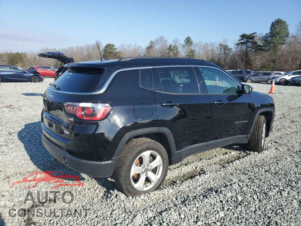 JEEP COMPASS 2018 - 3C4NJDBB9JT418568