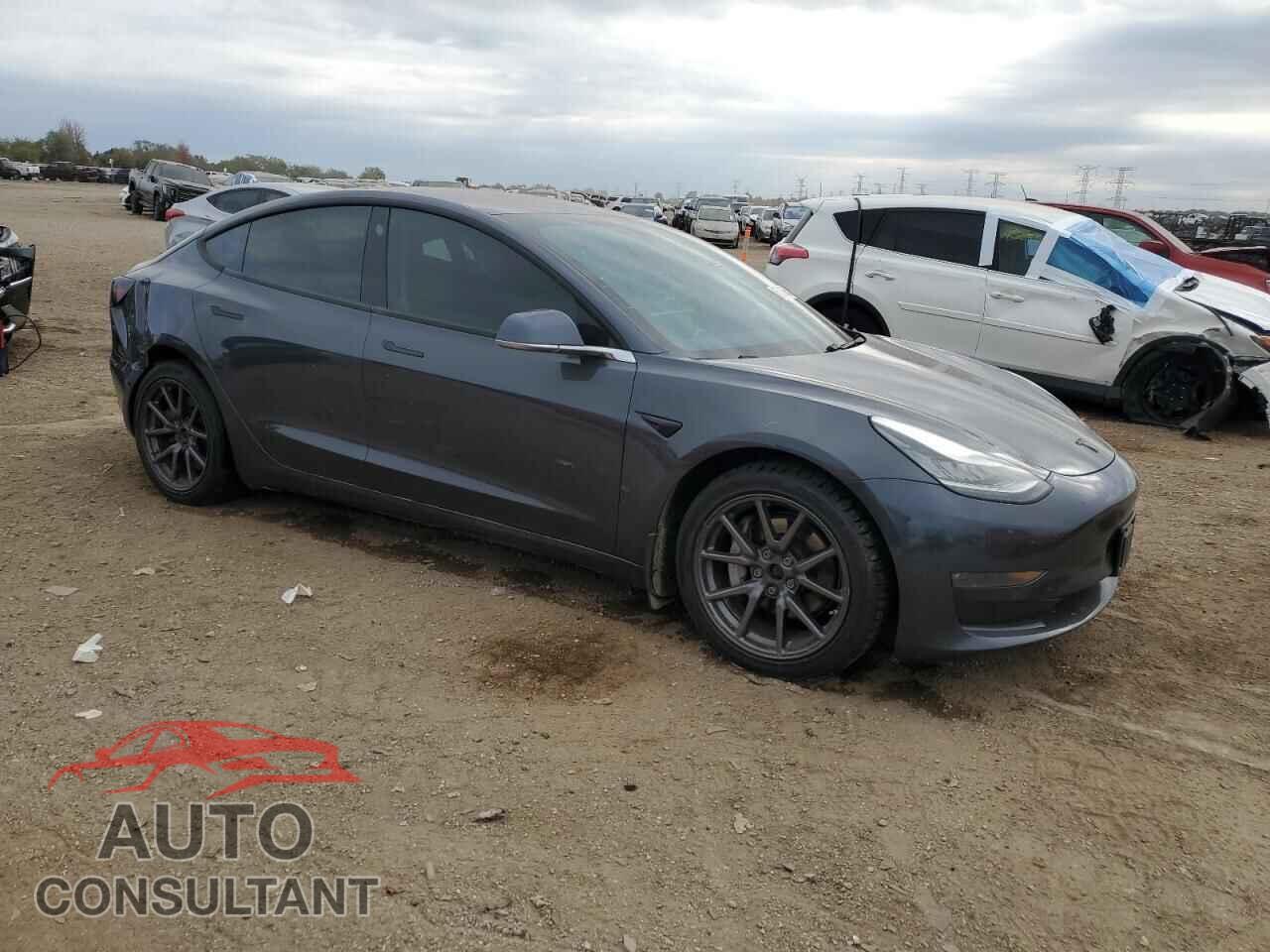 TESLA MODEL 3 2018 - 5YJ3E1EB8JF104298