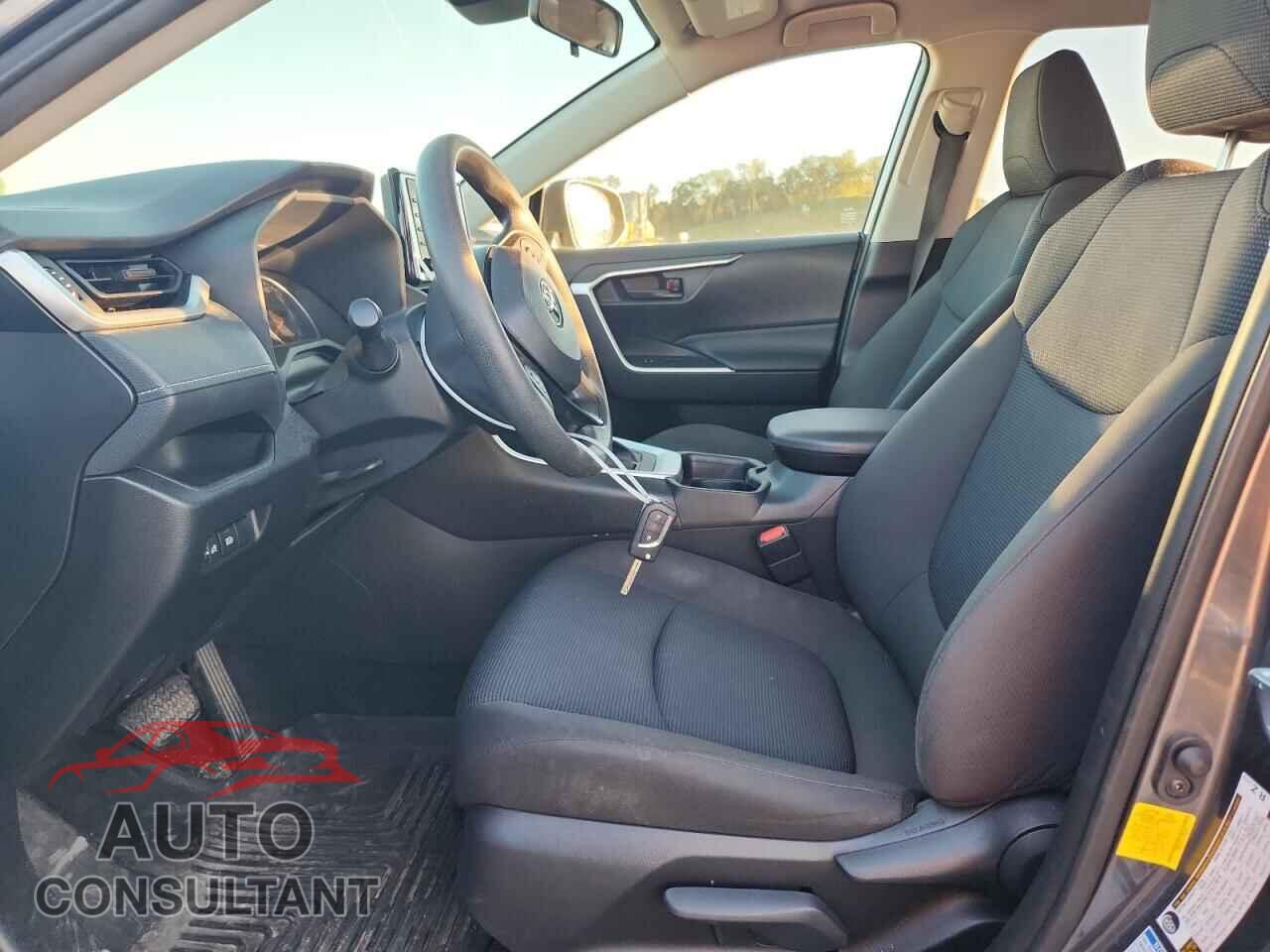 TOYOTA RAV4 2020 - JTMF1RFV4LD063209