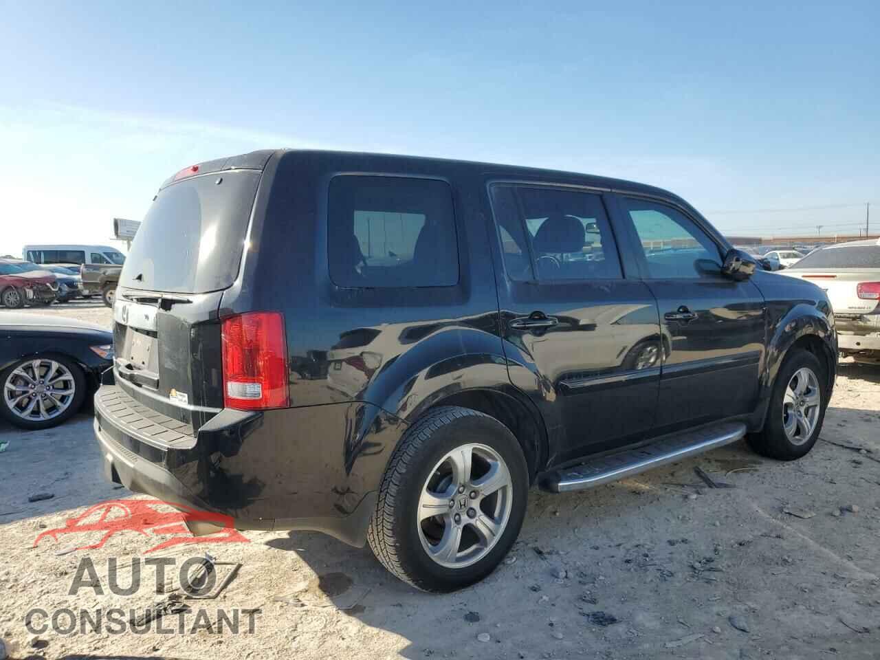 HONDA PILOT 2013 - 5FNYF3H51DB019876