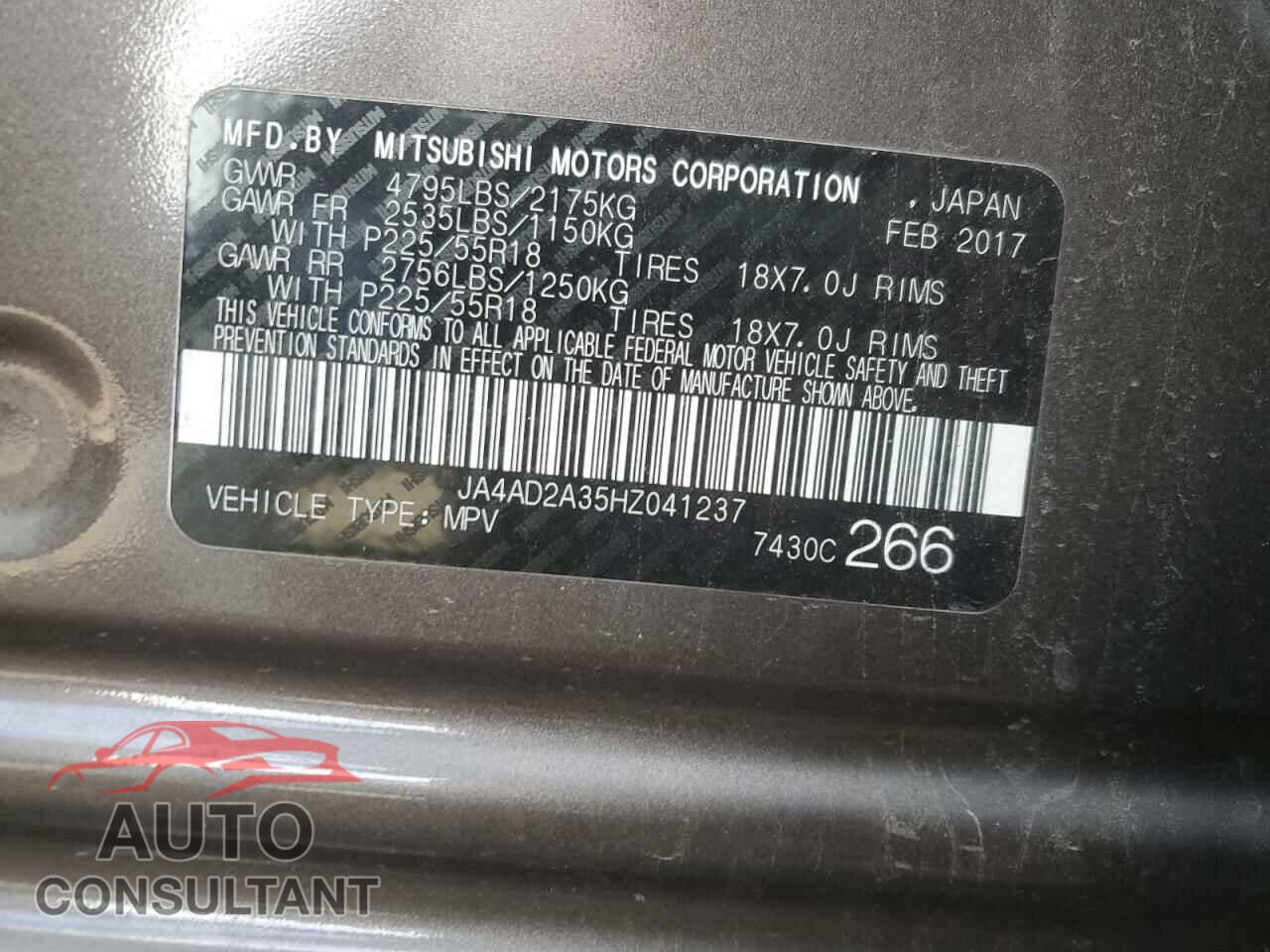 MITSUBISHI OUTLANDER 2017 - JA4AD2A35HZ041237