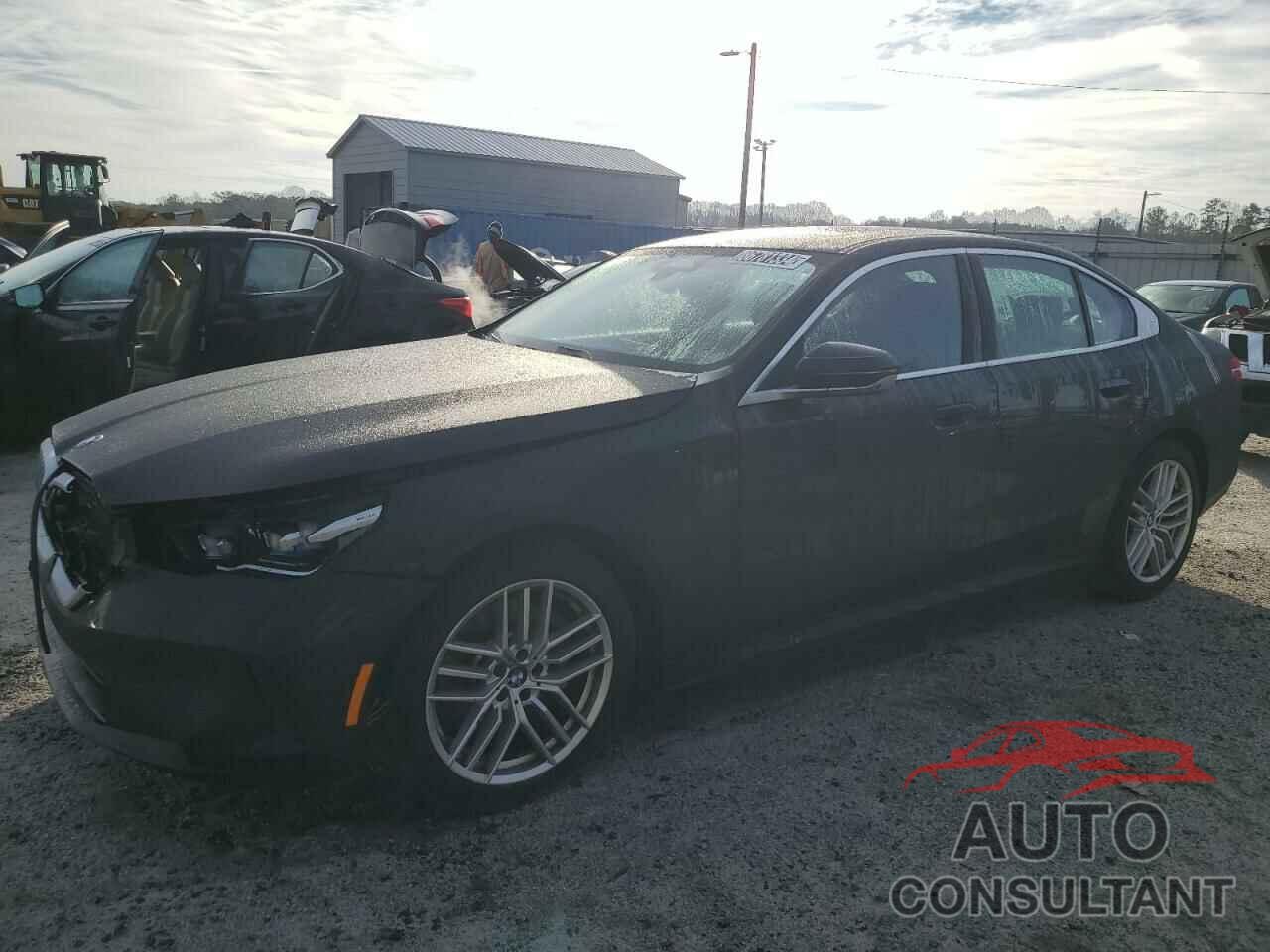BMW 5 SERIES 2024 - WBA53FJ05RCS54231