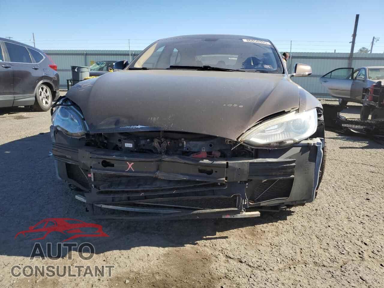 TESLA MODEL S 2013 - 5YJSA1CN1DFP05982