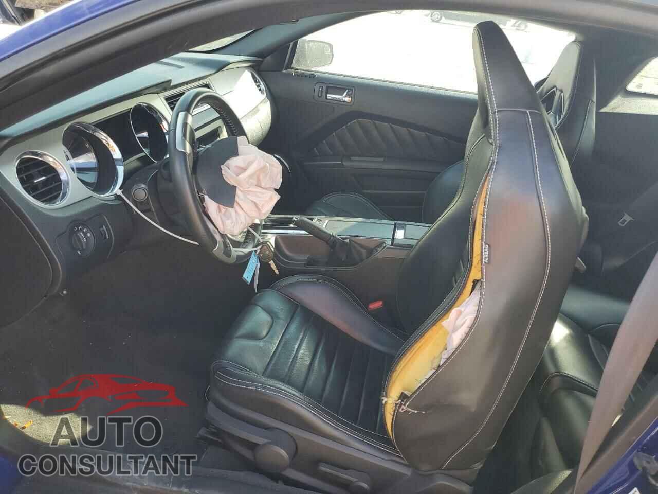 FORD MUSTANG 2013 - 1ZVBP8CF3D5200721