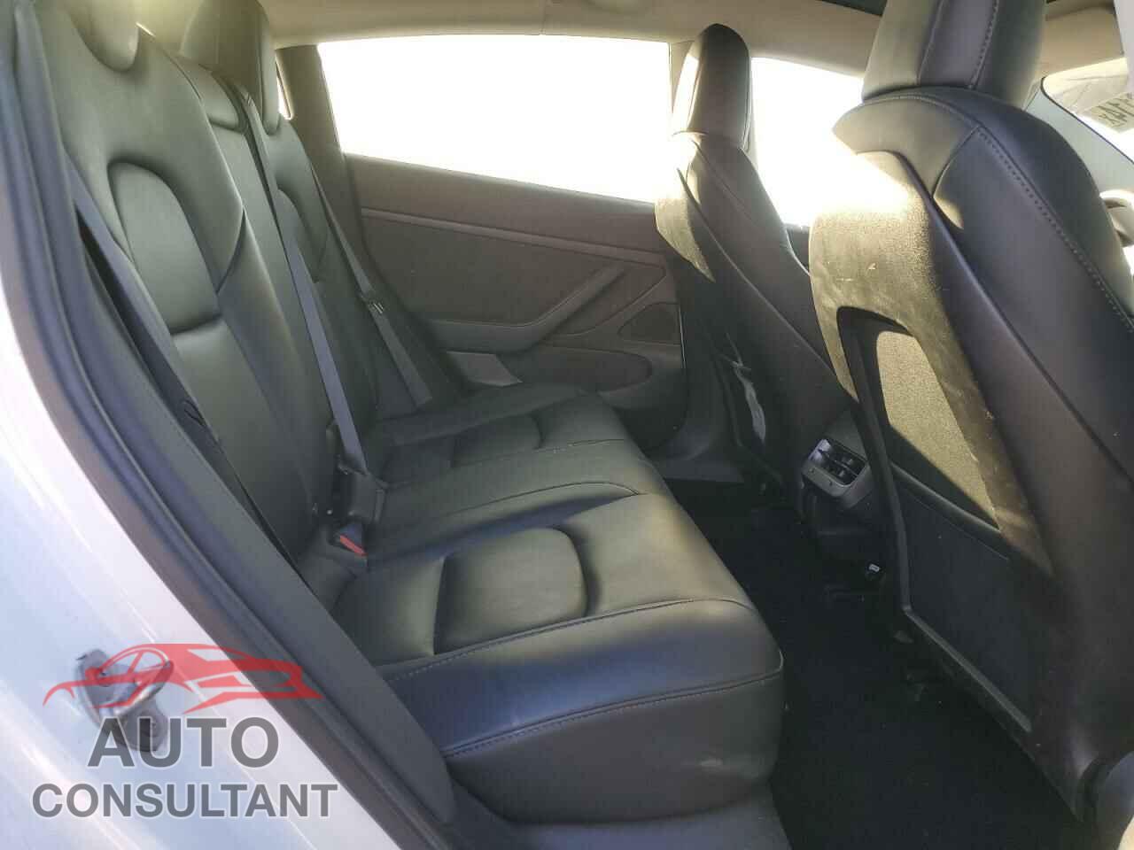 TESLA MODEL 3 2020 - 5YJ3E1EA8LF598351