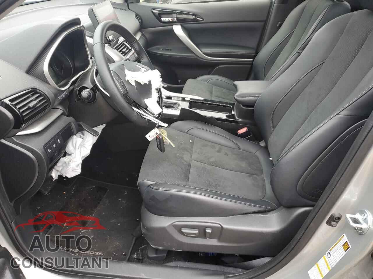 MITSUBISHI ECLIPSE 2025 - JA4ATWAA7SZ011379